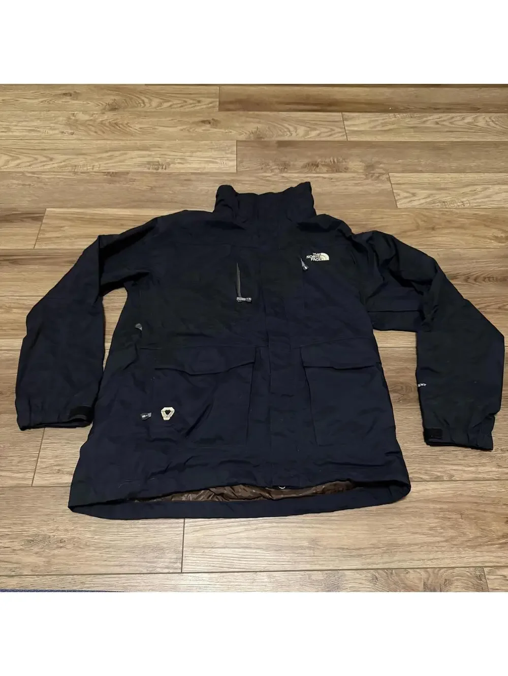 The North Face HyVent RECCO Men's Large Black Ski Jacket